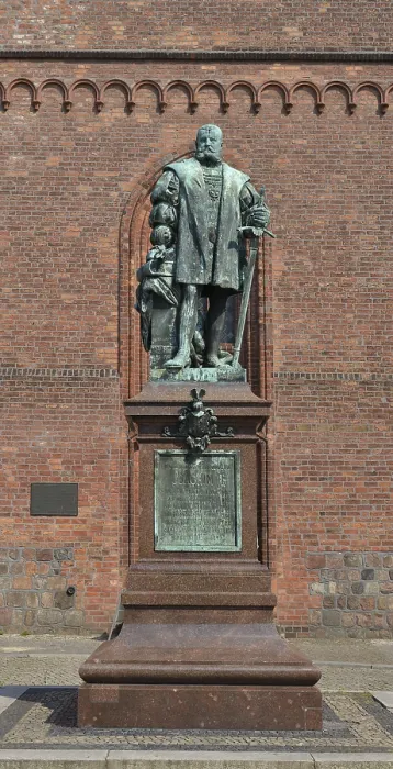 Framed Print : Monument, Joachim II of Brandenburg Framed Print : Monument, Joachim II of Brandenburg
