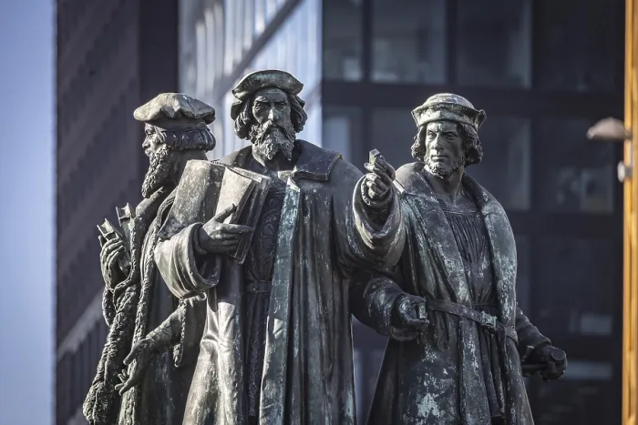 Framed Print : Monument to Johannes Gutenberg