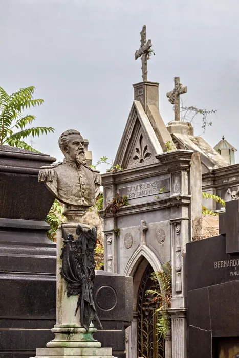Framed Print : Monumental bust of a man in a cemetery