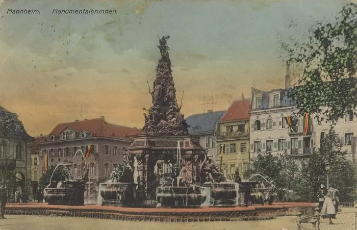 Framed Print : Monumental fountain in Mannheim