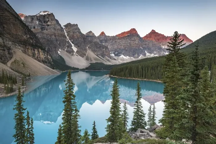 Framed Print : Moraine Lake, morning atmosphere Framed Print : Moraine Lake, morning atmosphere