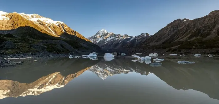 Framed Print : Mount Cook in morning light, sunrise Framed Print : Mount Cook in morning light, sunrise
