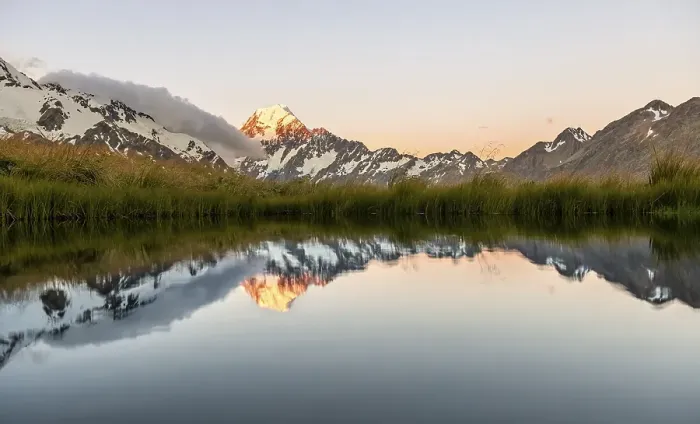 Framed Print : Mount Cook at sunset, reflection in mountain lake