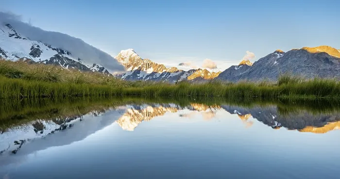 Framed Print : Mount Cook at sunset, reflection in mountain lake Framed Print : Mount Cook at sunset, reflection in mountain lake