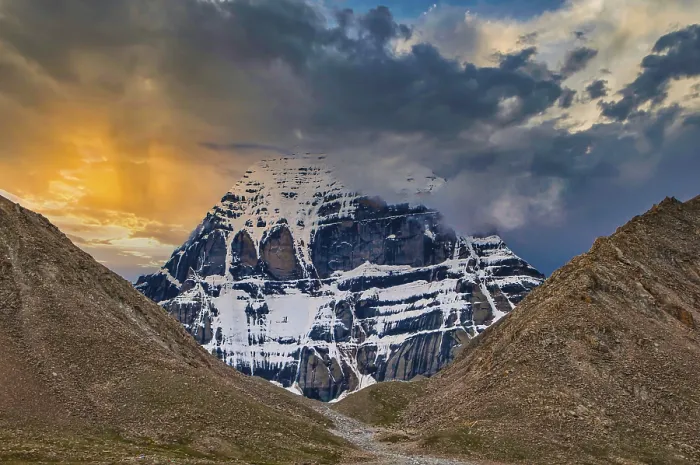 Framed Print : Mount Kailash along the Kailash Kora