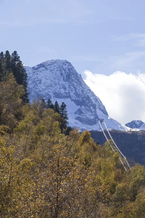 Framed Print : Mount Schafelspitze, masts of the Stubai Glacier Railway