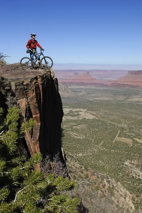 Framed Print : Mountain biker, Porcupine Rim Trail Framed Print : Mountain biker, Porcupine Rim Trail