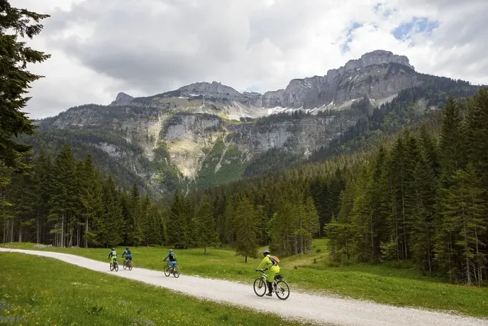 Framed Print : Mountain bikers at the Blaa Alm