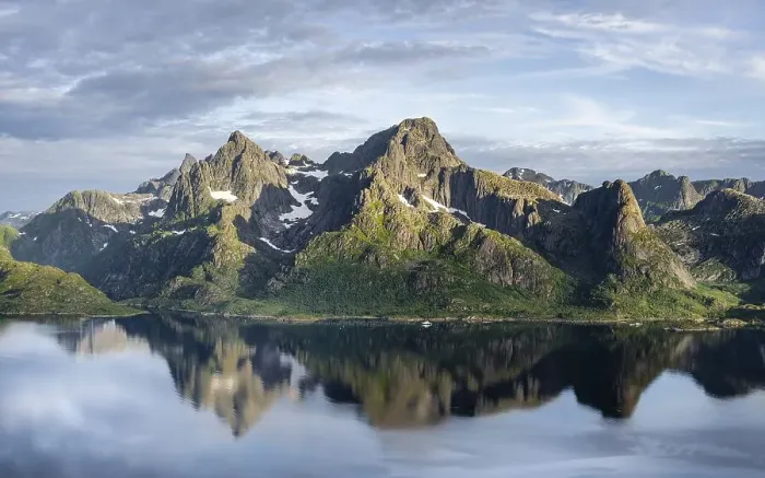 Framed Print : Mountain panorama, Fjord Raftsund and mountains