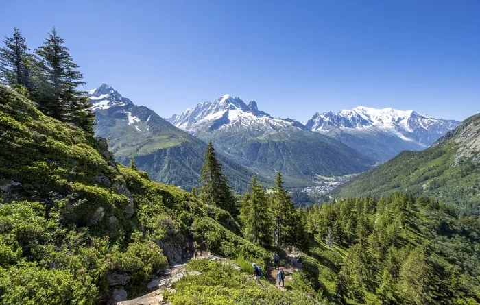Framed Print : Mountain panorama with glaciated mountain peaks Framed Print : Mountain panorama with glaciated mountain peaks