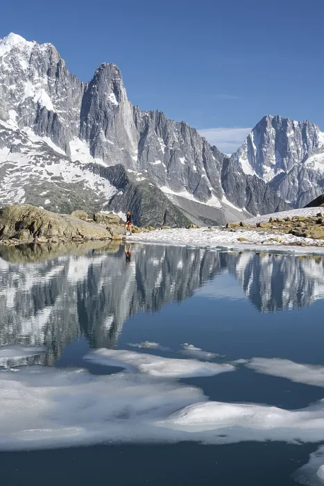 Framed Print : Mountain panorama, ice floe on Lac Blanc Framed Print : Mountain panorama, ice floe on Lac Blanc