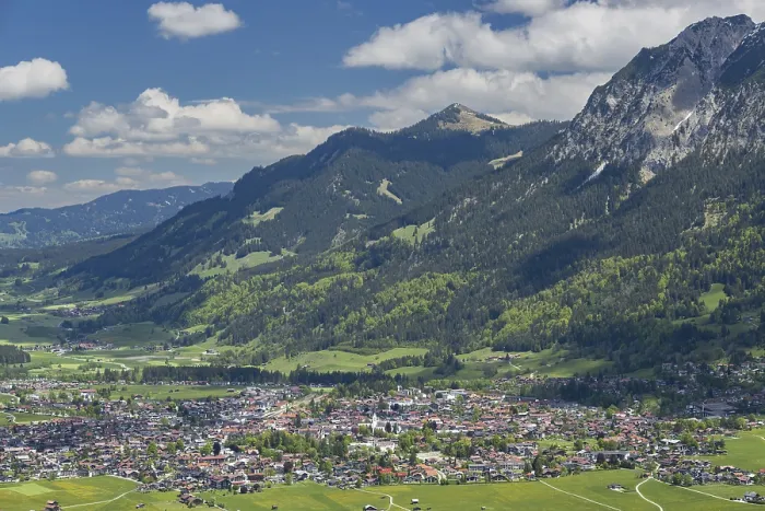 Framed Print : Mountain panorama from south-west on Oberstdorf Framed Print : Mountain panorama from south-west on Oberstdorf