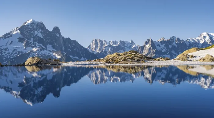 Framed Print : Mountain panorama with water reflection in Lac Blanc