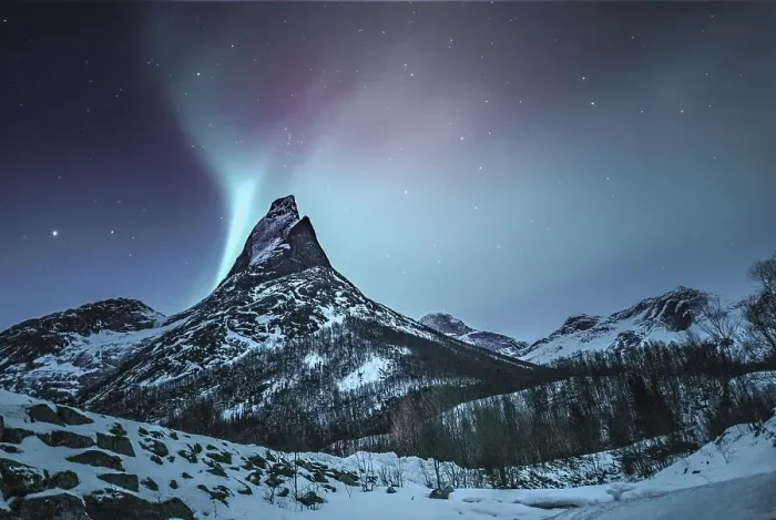 Framed Print : Mountain peak (Aurora borealis) Stetind