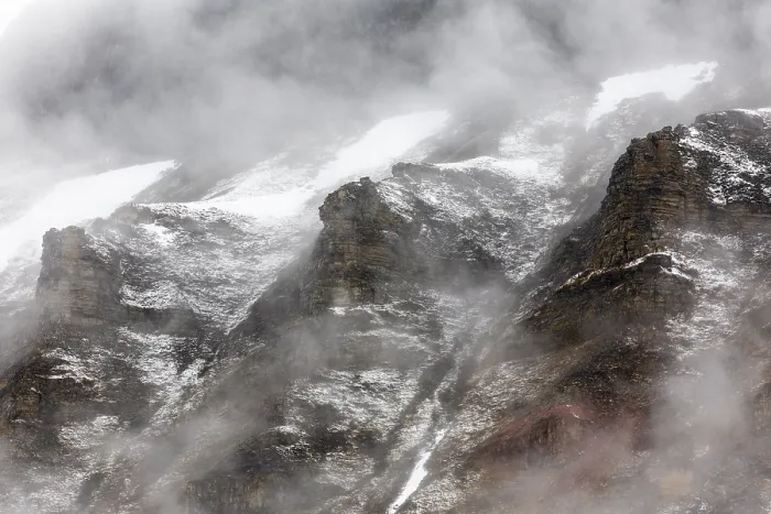 Framed Print : Mountain peaks in fog, Longyearbyen