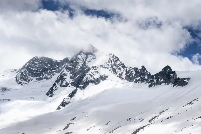 Framed Print : Mountain peaks, Waxeggkees glacier