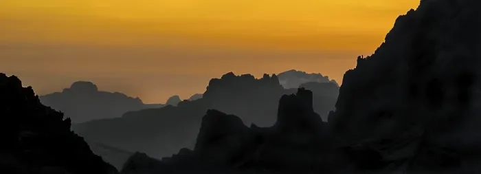Framed Print : Mountain ranges at sunset in the Sexten Dolomites Framed Print : Mountain ranges at sunset in the Sexten Dolomites