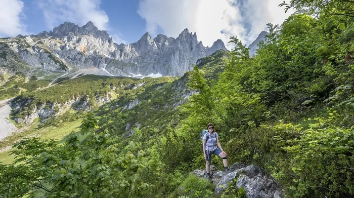 Framed Print : Mountaineer on a hiking trail, ascent to the Ackerlspitz