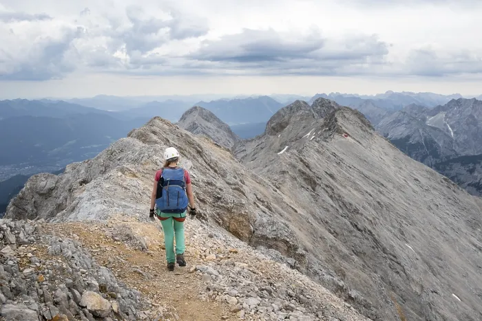 Framed Print : Mountaineer on the Jubilaeumsgrat between Zugspitze and Alpspitze Framed Print : Mountaineer on the Jubilaeumsgrat between Zugspitze and Alpspitze