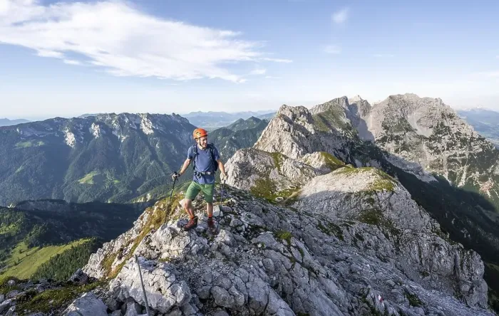 Framed Print : Mountaineers at the summit of the Scheffauer