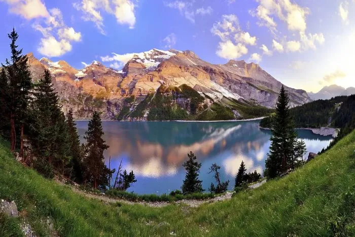 Framed Print : Mountains in the evening light at the Oeschinensee lake Framed Print : Mountains in the evening light at the Oeschinensee lake