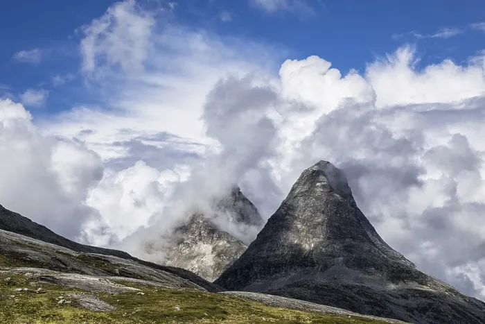 Framed Print : Mountains in Norway