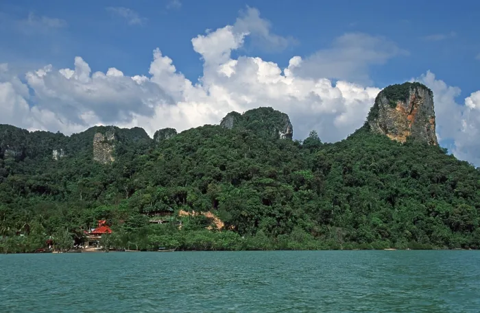 Framed Print : Mountains, sea, Railay East, two years in front of the tsunami