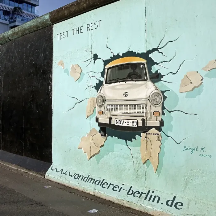 Framed Print : Mural on remnant of the Berlin Wall with the cardiac stress test (Test The Rest)