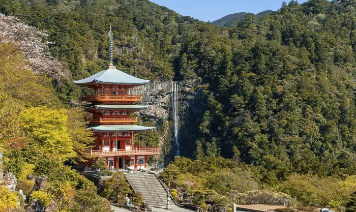 Framed Print : Nachi waterfall behind pagoda of Seigantoji Temple
