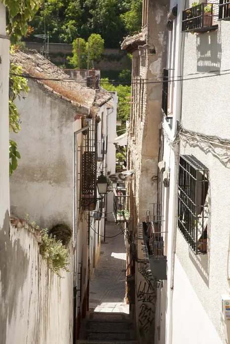 Framed Print : Narrow alleyway named Candil in the Moorish housing district of Albaicin Framed Print : Narrow alleyway named Candil in the Moorish housing district of Albaicin