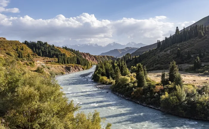 Framed Print : Naryn River and mountain panorama in autumn Framed Print : Naryn River and mountain panorama in autumn