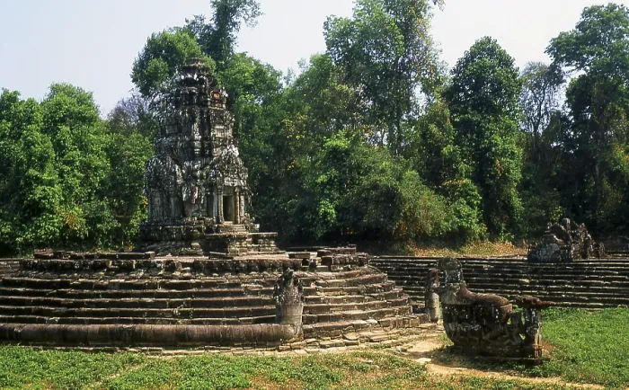 Framed Print : Neak Pean ('The entwined serpents')