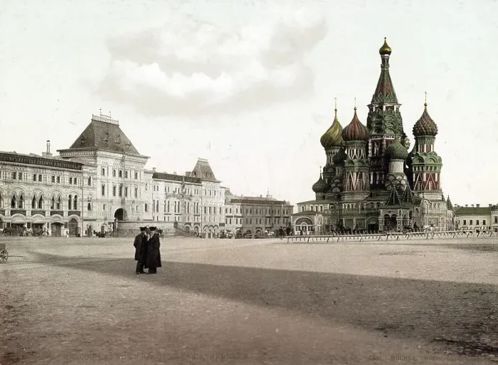 Framed Print : New Merchants Shops and St Basil's Cathedral