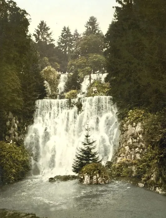 Framed Print : The new waterfall at Wilhelmshoehe in Kassel