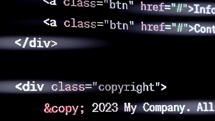 Framed Print : New York, USA - 31.05.2023: HTML-Code geschrieben von Chatgpt