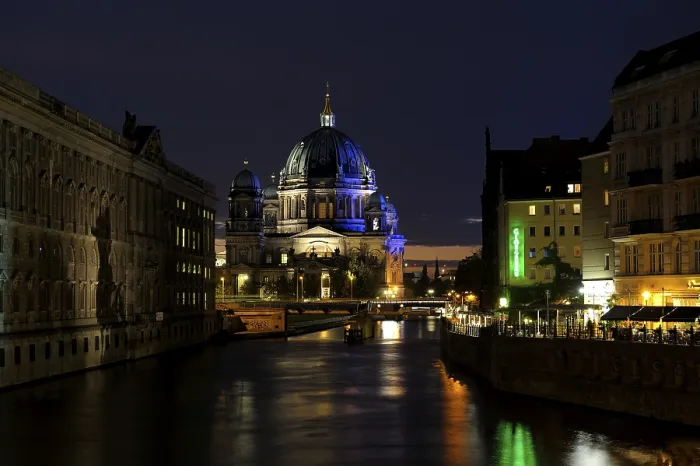 Framed Print : Night view of the dome of Berlin Cathedral with Spree River