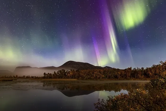 Framed Print : Northern lights, aurora borealis