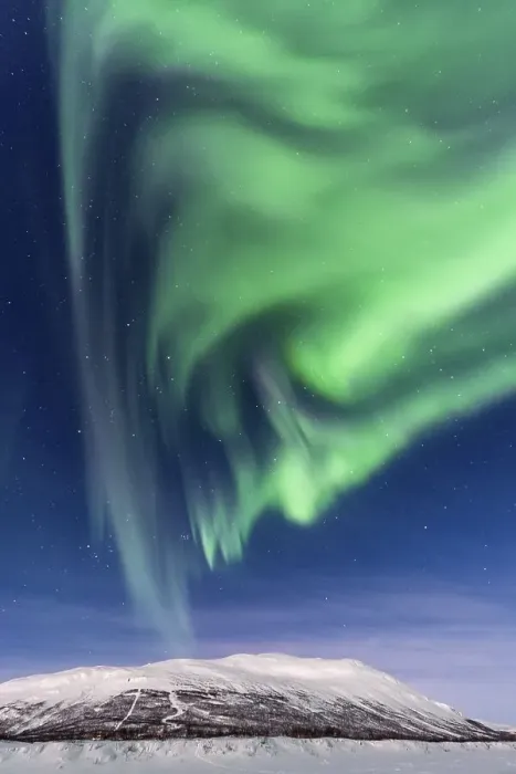Framed Print : Northern Lights (Aurora Borealis) over snowy mountains