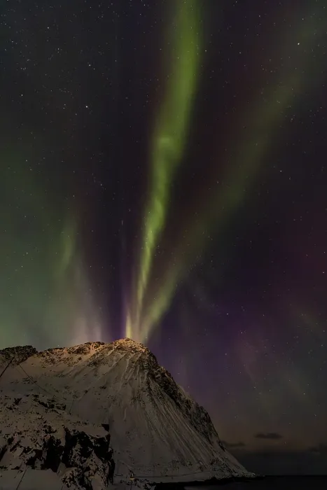Framed Print : Northern Lights in Myrland, Lofoten