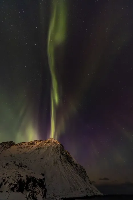 Framed Print : Northern Lights in Myrland, Lofoten