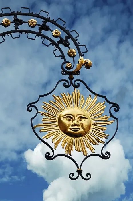 Framed Print : Nose sign of the Hotel Gasthof Sonne against cloudy sky