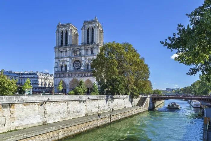 Framed Print : Notre-Dame de Paris is a medieval Catholic cathedral in Paris Framed Print : Notre-Dame de Paris is a medieval Catholic cathedral in Paris