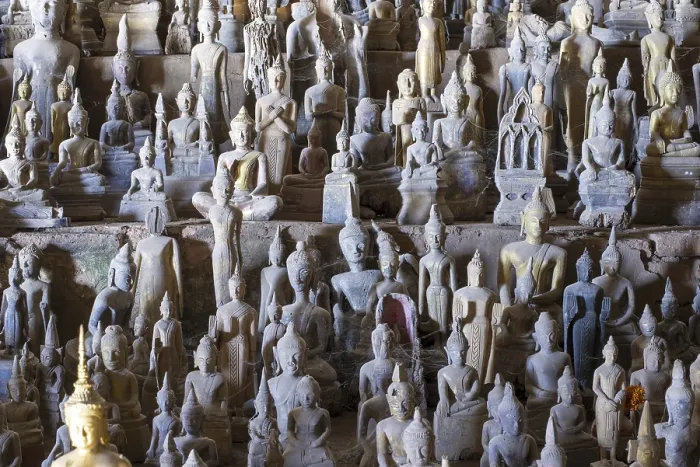 Framed Print : Numerous Buddha statues in Pak Ou Cave