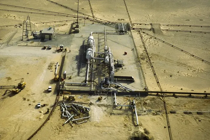 Framed Print : Oil industry in the Ras Tanura area, Saudi Arabia, 1979, Asia