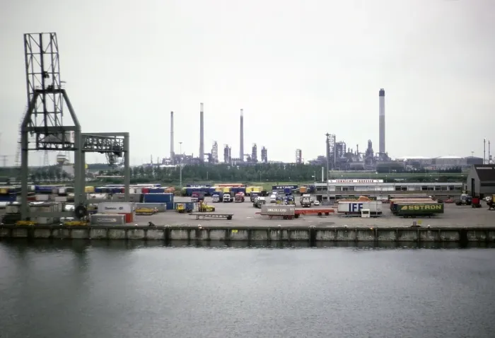 Framed Print : Oil refinery and Townsend Thoreson quay, harbour of Rotterdam, Netherlands, around 1987