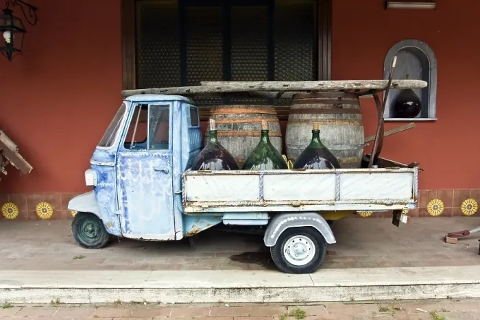 Framed Print : Old Ape Piaggio Van for wine transportation Framed Print : Old Ape Piaggio Van for wine transportation