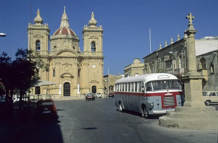 Framed Print : Old bus in front of the church of Nadur