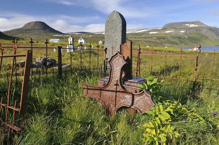 Framed Print : Old cemetery, Hesteyri, Hesteyrarfjoerour or Joekulfiroir