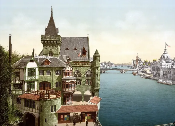 Framed Print : Old Paris and perspective of the bridges, with army and navy buildings, Expositions Universal, Universal Exhibition, 1900, Paris, France, Historical, c. 1900, digitally restored reproduction from a 19th century original, Europe