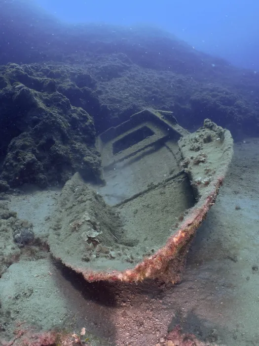 Framed Print : An old shipwreck is lying on the ocean floor
